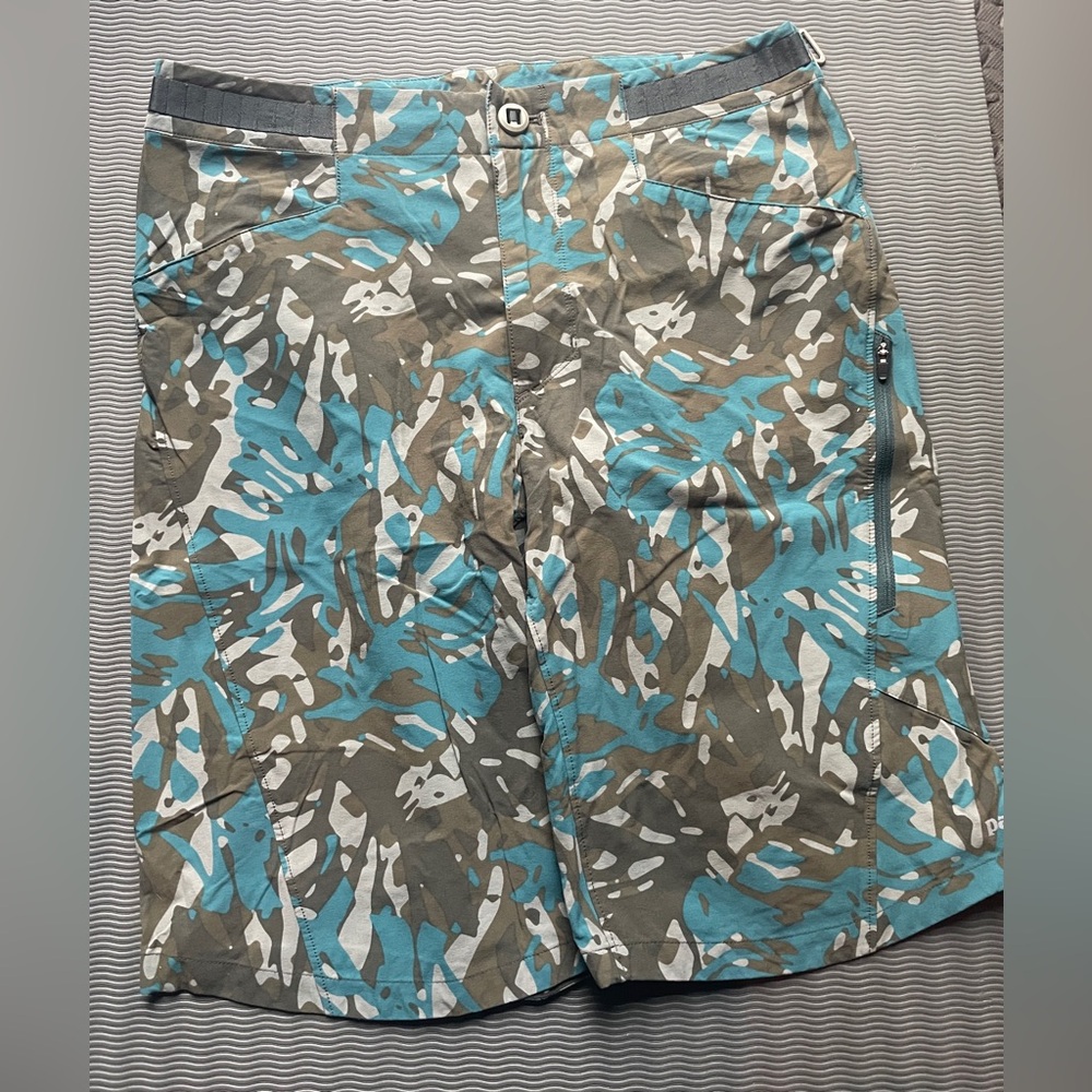 Patagonia Blue and Gray Camouflage Men Shorts